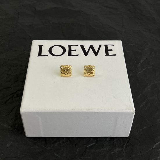 Loewe Delicate Carved Stud Earrings Elegant Jewelry
