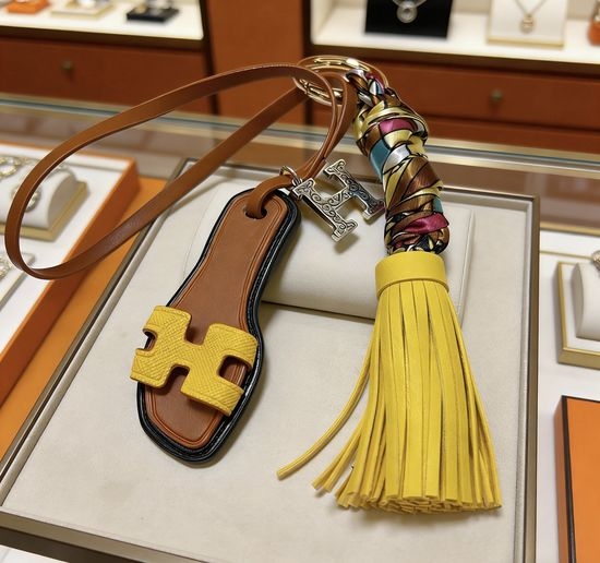 Hermes Exquisite Craft Key Chain Accessory