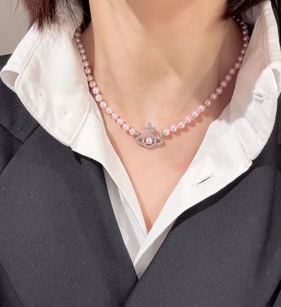Vivienne Westhood Classic Saturn Shaped Delicate Jewelry