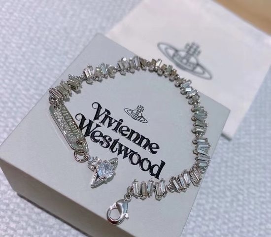 Vivienne Westhood Saturn Shape Exquisite Bracelet