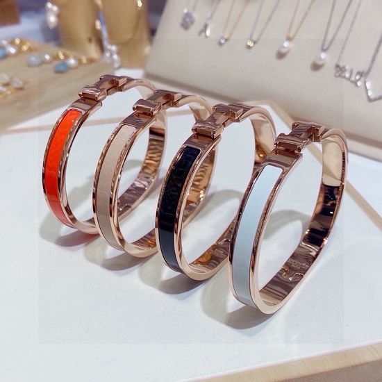Hermes Enamel Narrow Delicate Bangle
