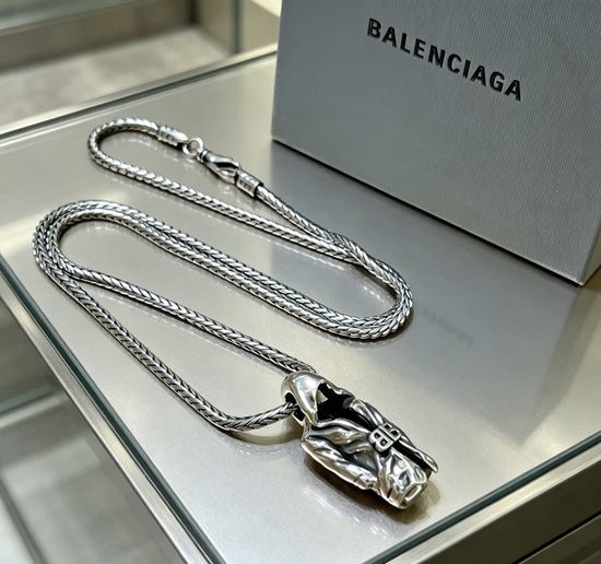 Balenciaga Vintage Style Classic Pendant Necklace
