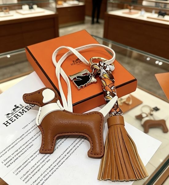 Hermes Exquisite Craft Keychain Accessory