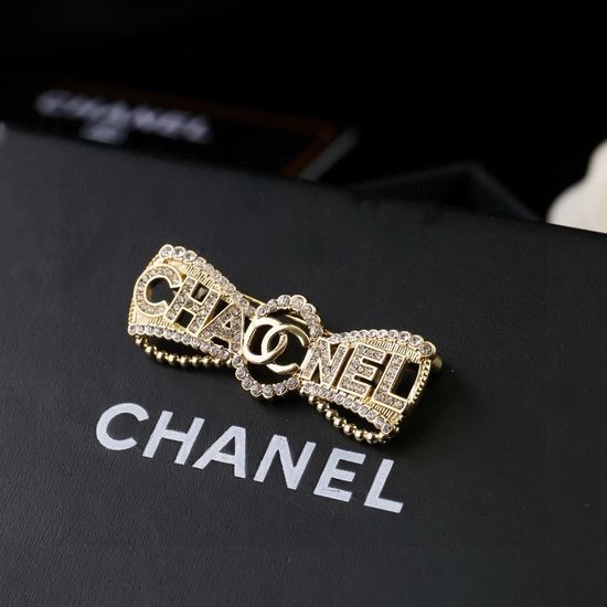 Chanel Rhinestone Bow Brooch Fine Craftsmanship