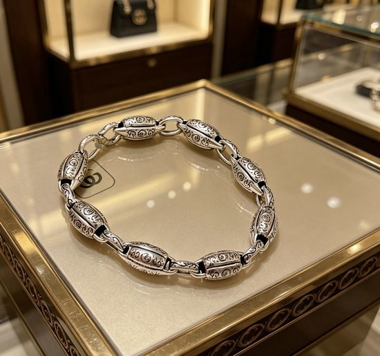 Gucci Classic Premium Logo Bracelet