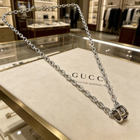 Gucci Vintage Distressed Style Pendant Necklace