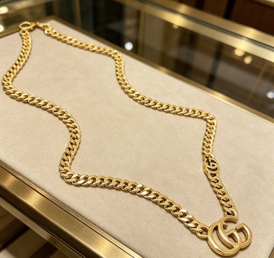 Gucci Retro Versatile Daily Wear Pendant Necklace