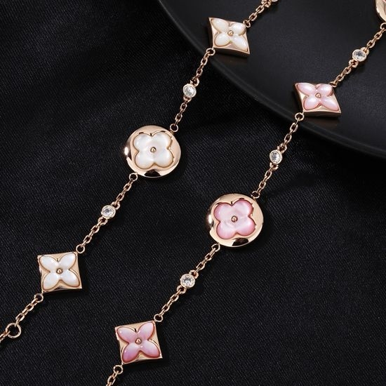 Louis Vuitton LV Fine Crafted Fashion Bracelet