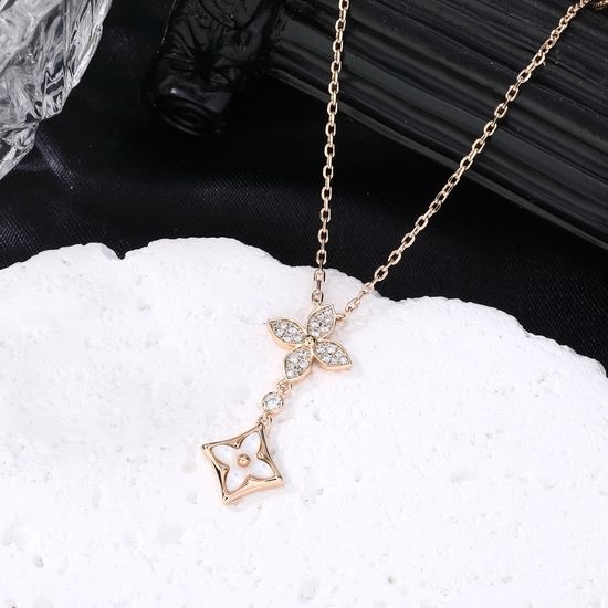 Louis Vuitton LV Fine Crafted Fashion Necklace