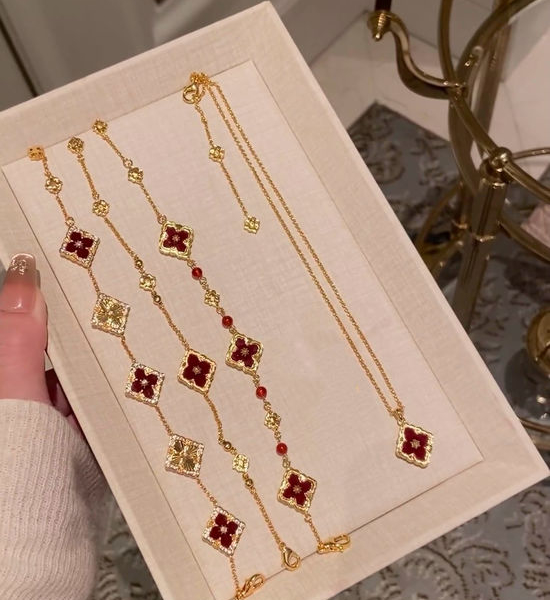 Buccellati Carnelian Diamond Link Bracelet Stylish Jewelry