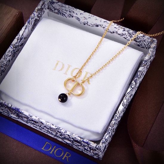 Christian Dior CD Fashion Metal Letter Earrings Set