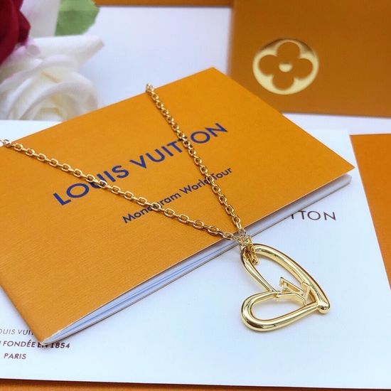 Louis Vuitton LV Heart Shape Pendant Necklace