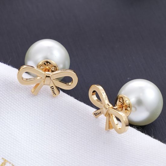 Christian Dior CD Elegant Beaded Diamond Earrings