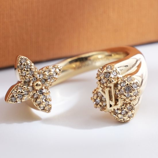 Louis Vuitton LV Elegant Beaded Diamond Ring