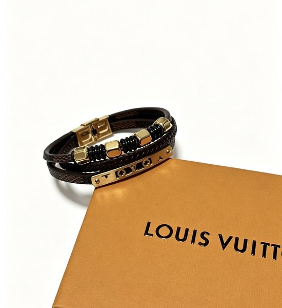 Louis Vuitton LV Vintage Style Leather Bracelet for Daily Wear