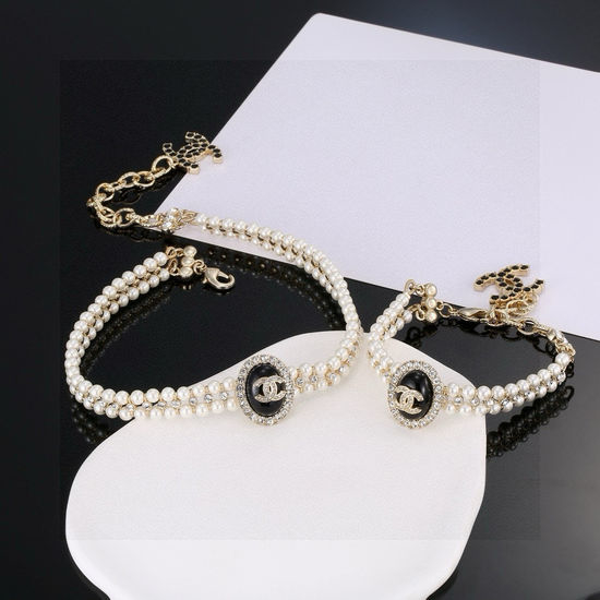 Chanel Diamond Pearl Necklace Bracelet Set