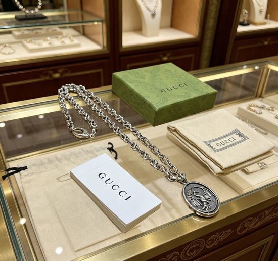 Gucci Vintage Finished Classic Necklace