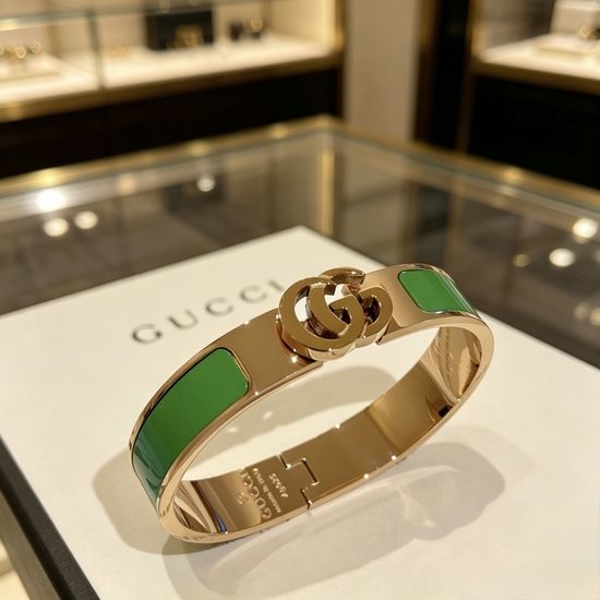 Gucci K Gold Finished Classic Bangle