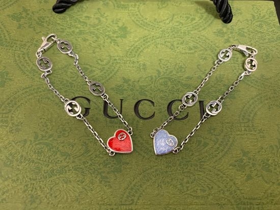 Gucci Enamel Heart Decorative Bracelet